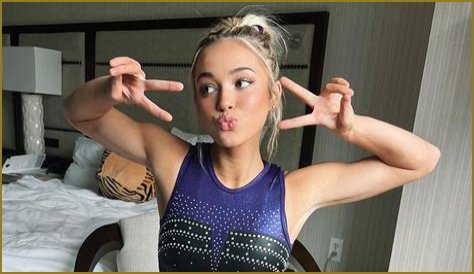 The Life and Career of Breckie Hill: Age, Height, Boyfriend