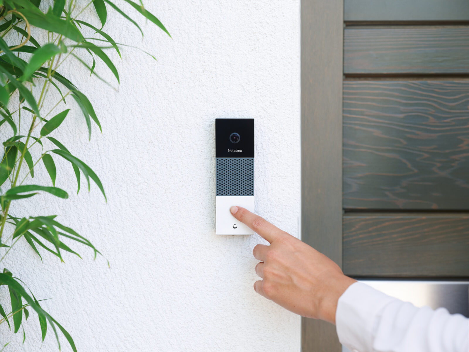 The smart doorbell what is it how do you install