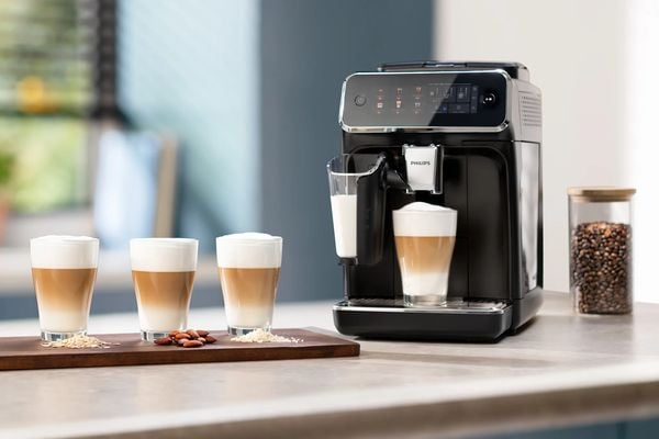 Bol gives A-brand coffee makers low prices for Black Friday