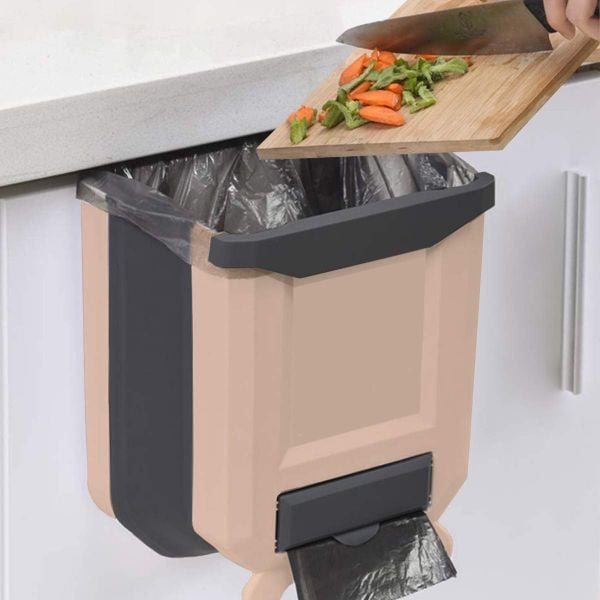 Kitchen trash can gadget
